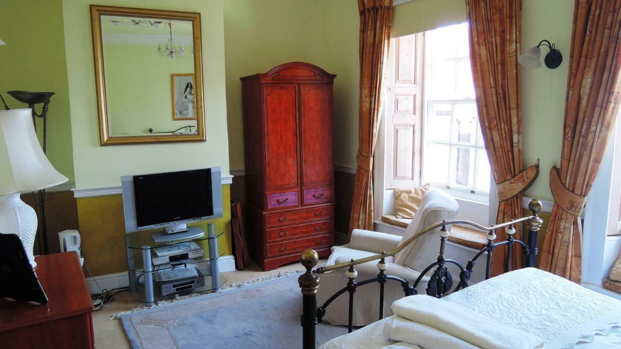 לינה וארוחת בוקר ווצ'ט The Georgian House מראה חיצוני תמונה
